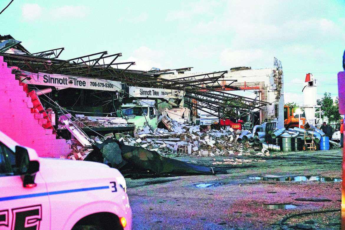 Tornado uderzyło przy lotnisku