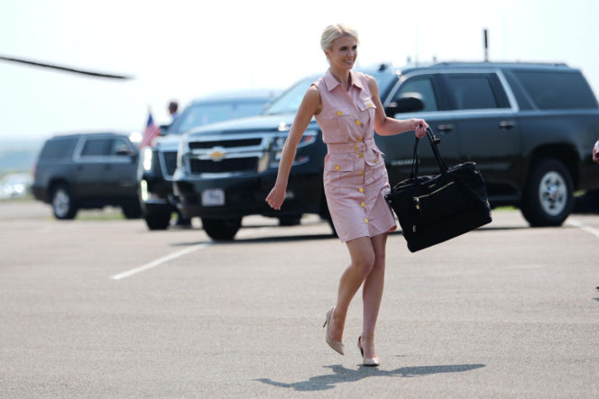 Plotkują o romansie Trumpa z młodą blondynką! Asystentka na celowniku