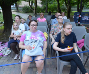 Dawne słowiańskie obrzędy ożyły w Parku Aleksandria w Siedlcach. Zespół Chodowiacy zaprezentował widowisko „Kupalnocka”