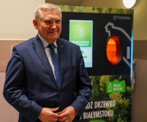 Butelkomaty w Białymstoku. Pierwsza maszyn zapełniona