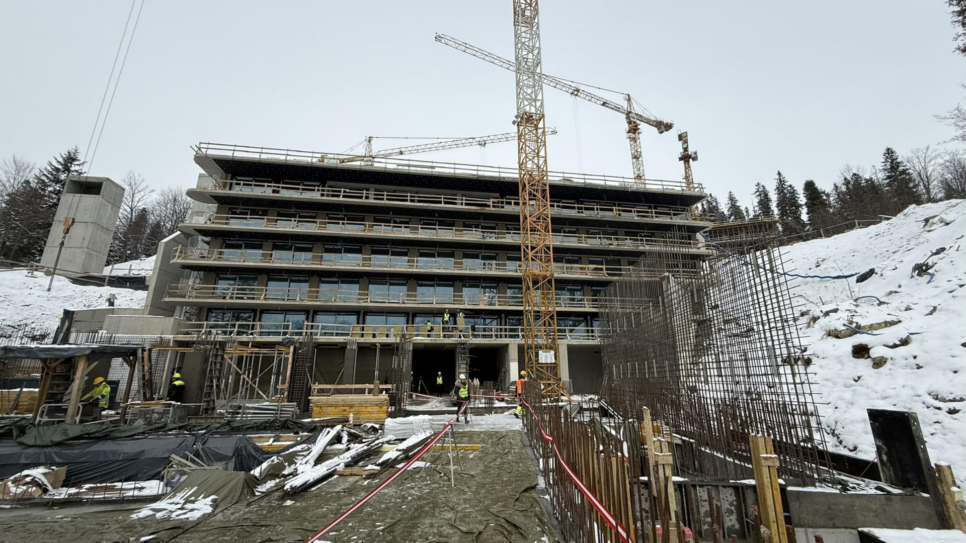 Budowa hotelu Salamandra w Kościelisku - luty 2026