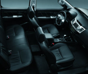 Toyota Hilux Invincible