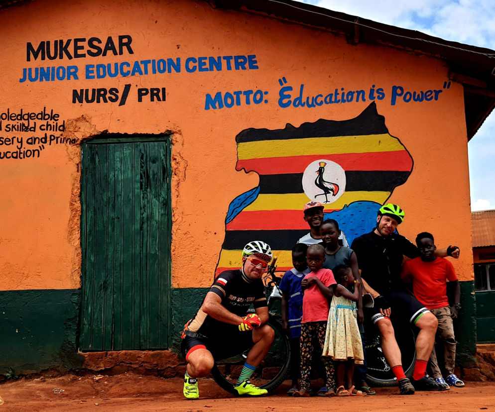 KROSNO: “Education is power”! Zbierają pieniądze na edukację dzieci w Ugandzie