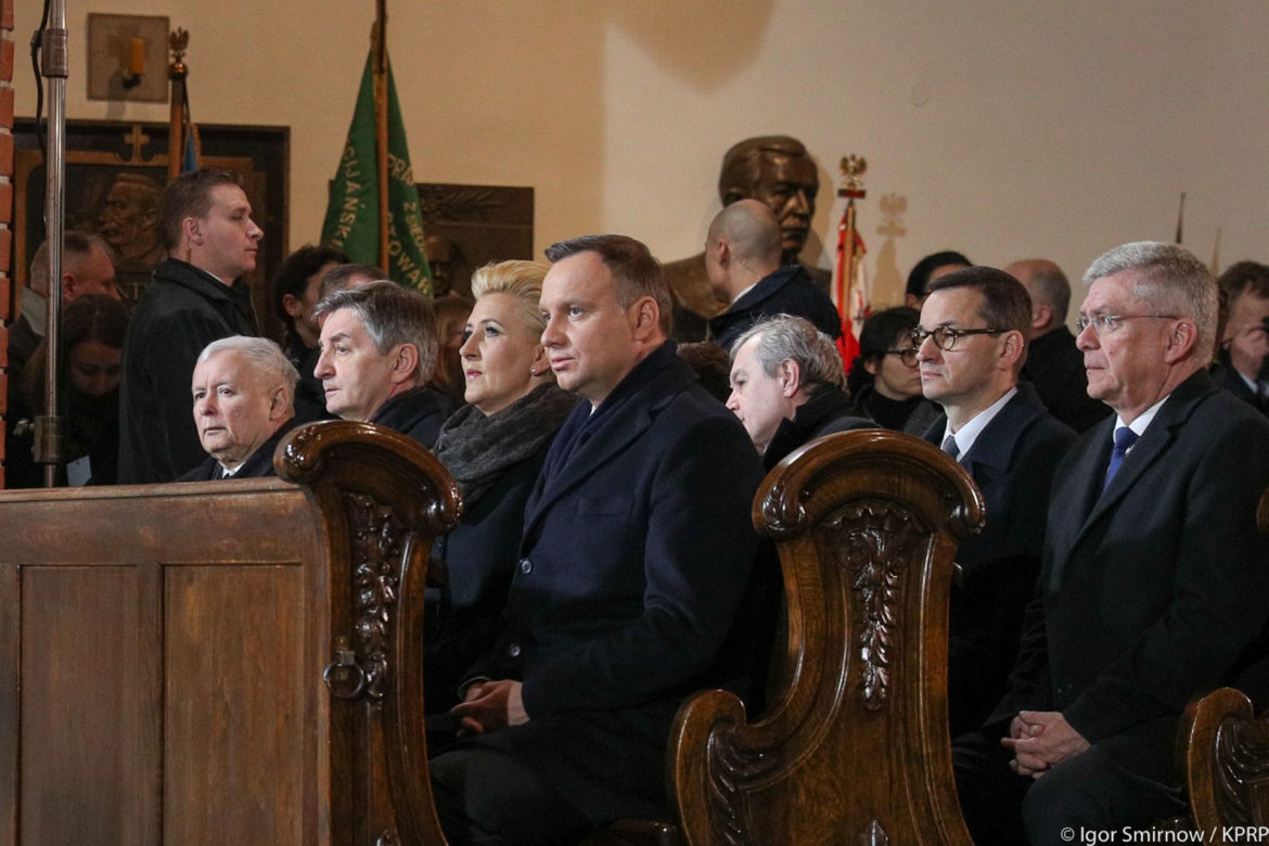 Czekali z pogrzebem na Kaczyńskiego