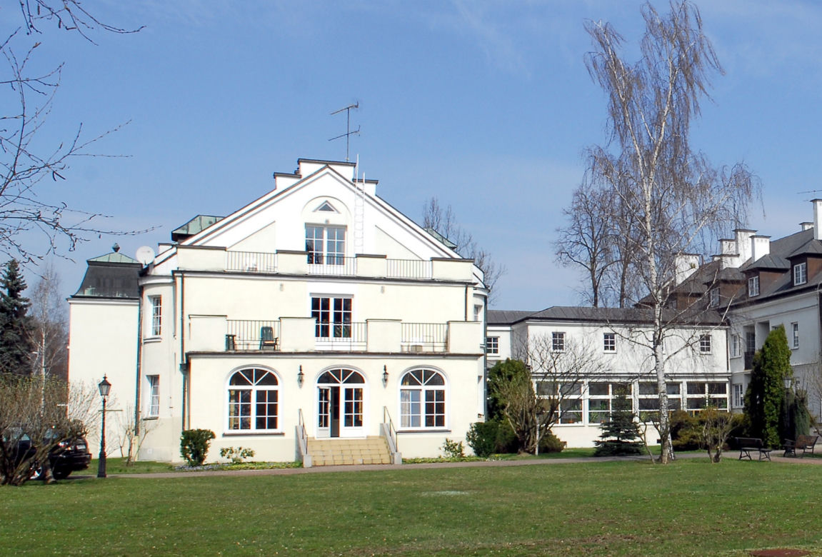  Dom Artystów Scen Polskich ZASP - Skolimowo_1PUBL