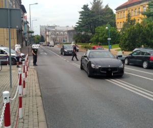 Tarnów. Kolizja z udziałem maserati na ulicy Mickiewicza