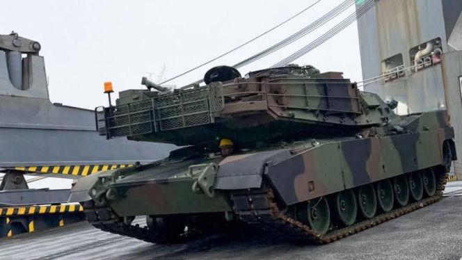 Pierwszy transport Abramsów w 2026 roku dotarł do Polski. Trafią do 1. Warszawskiej Brygady Pancernej