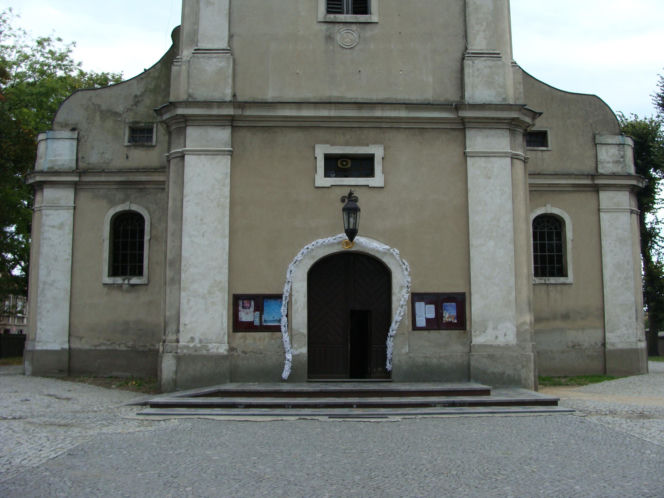 To najpiękniejsze miasteczko w woj. łódzkim. Zachwyca zabytkowymi mieszczańskimi domami