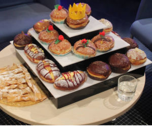 Takie pączki powstają w rzeszowskiej cukierni [ZDJĘCIA]