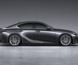 2021 Lexus IS
