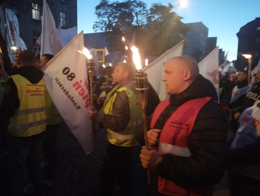 "Walczymy o Śląsk i o przemysł, żeby nie umarł"