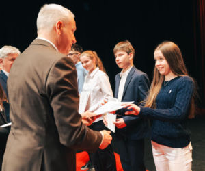 Najzdolniejsi uczniowie odebrali stypendia Prezydenta Miasta Siedlce