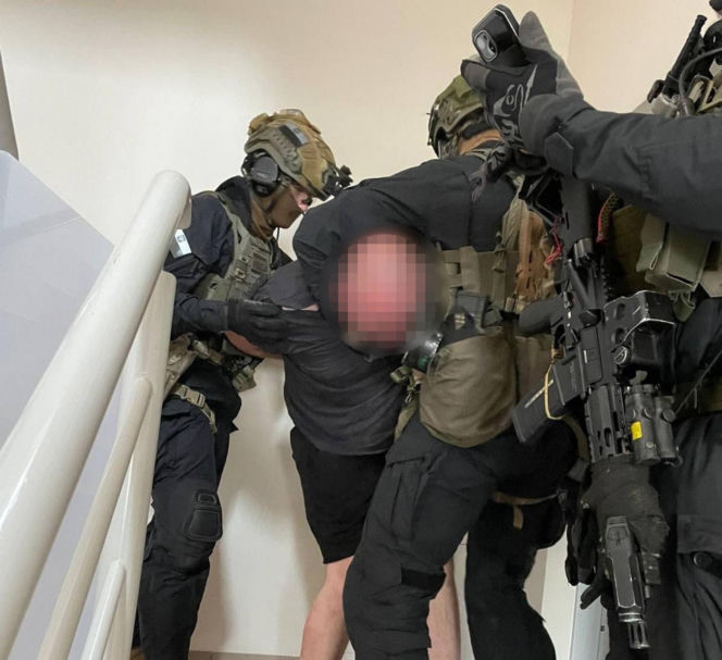 Zaszlachtował maczetą w Łodzi, wpadł w Małopolsce. Kontrterroryści w akcji