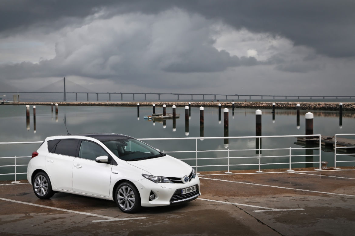 Toyota Auris II Hybrid