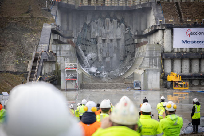 Zakończyło się drążenie pierwszej nitki tunelu na S19