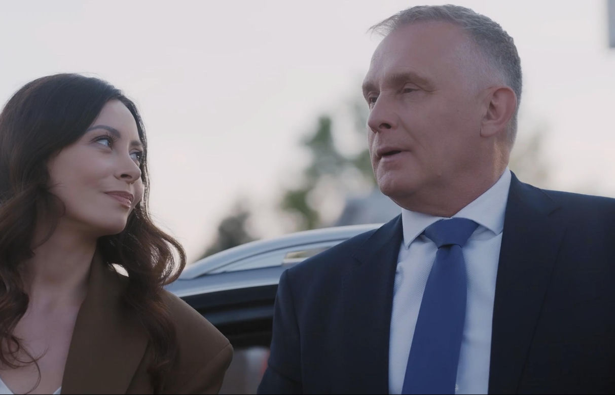 M jak miłość. Artur Rogowski (Robert Moskwa), Joanna (Dominika Sakowicz)