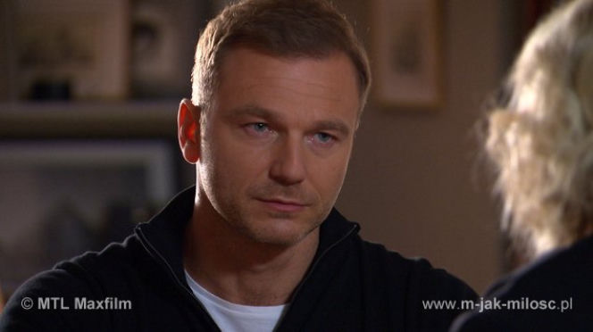 M jak miłość odc. 1119. Andrzej Budzyński (Krystian Wieczorek)