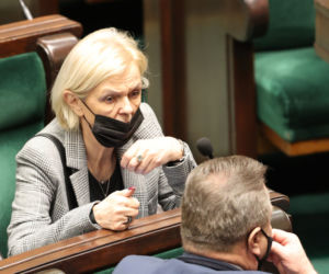 Nie noszą maseczki - niech zapłacą 2000 zł 