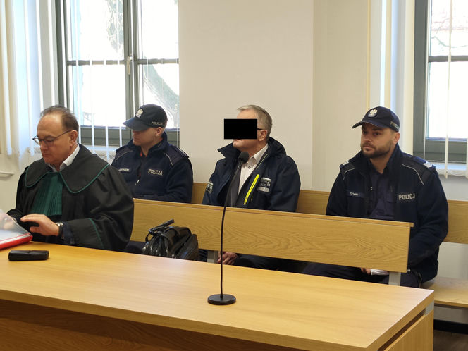 Proces księdza Ryszarda G. rozpoczął się w sądzie w Sosnowcu