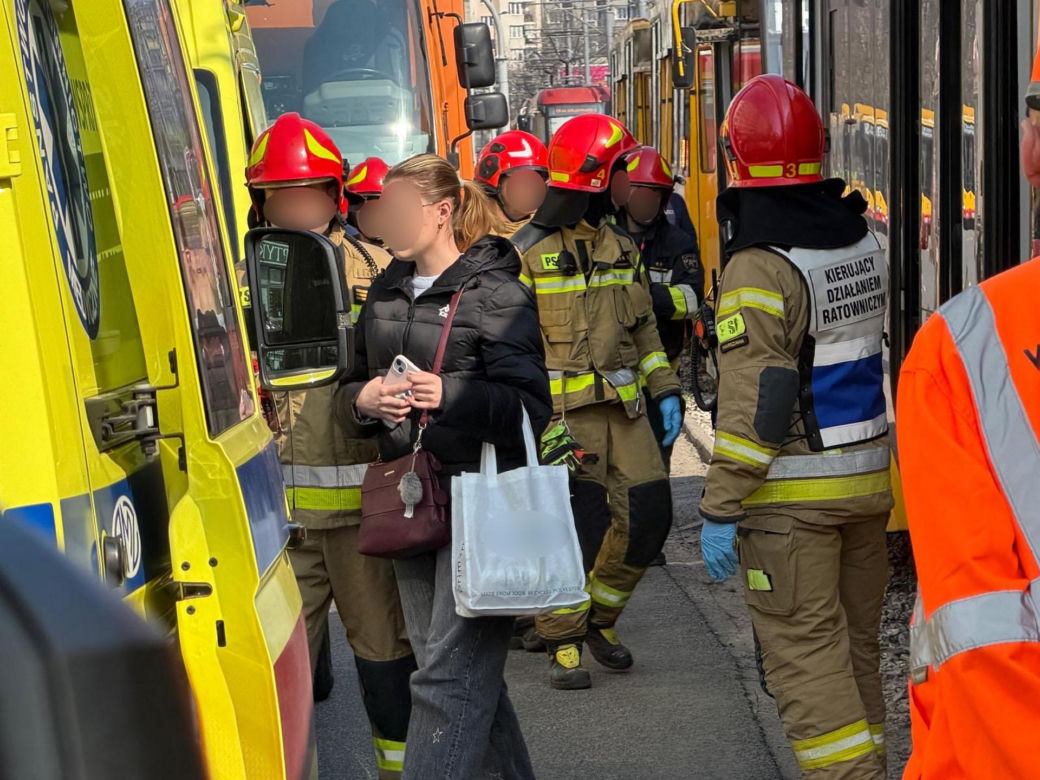 Zderzenie dwóch tramwajów na Ochocie. Są ranni