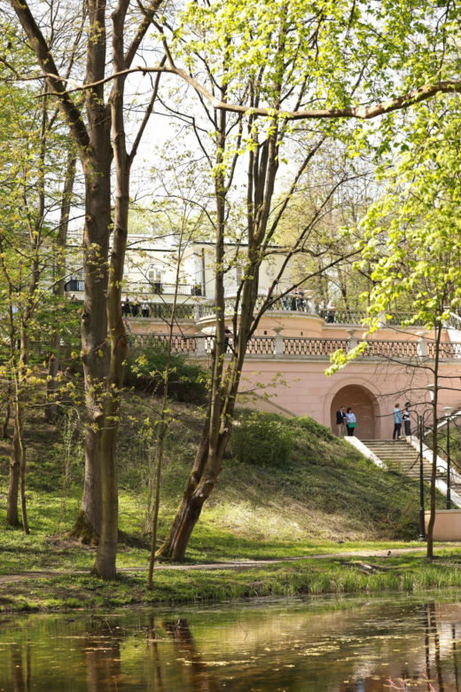 Warszawa. Zabytkowy ogród tarasowy SGGW 