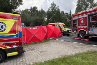 Wielkopolskie/ Trzy osoby zginęły w zderzeniu samochodu osobowego z autobusem