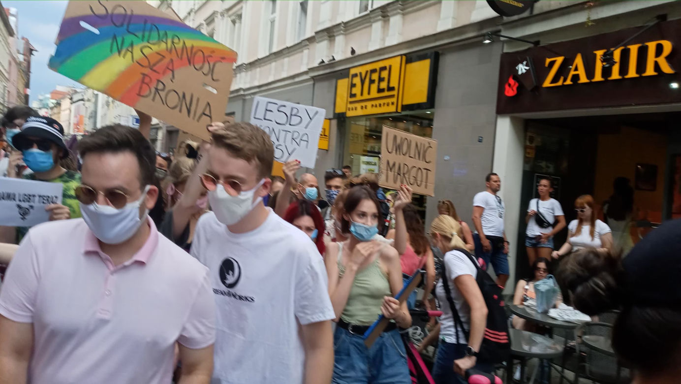 Poznań bronił TĘCZY i wyraził solidarność z Margot