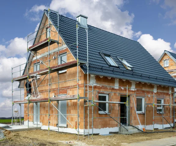 Dom na zapas – jakie instalacje zaplanować dziś, by uniknąć drogich przeróbek?