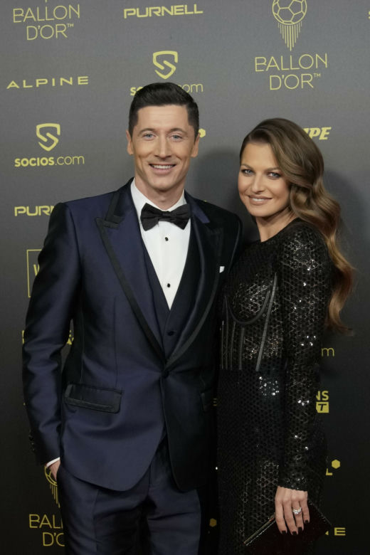 Robert Lewandowski i Anna Lewandowska na gali Złota Piłka 2021