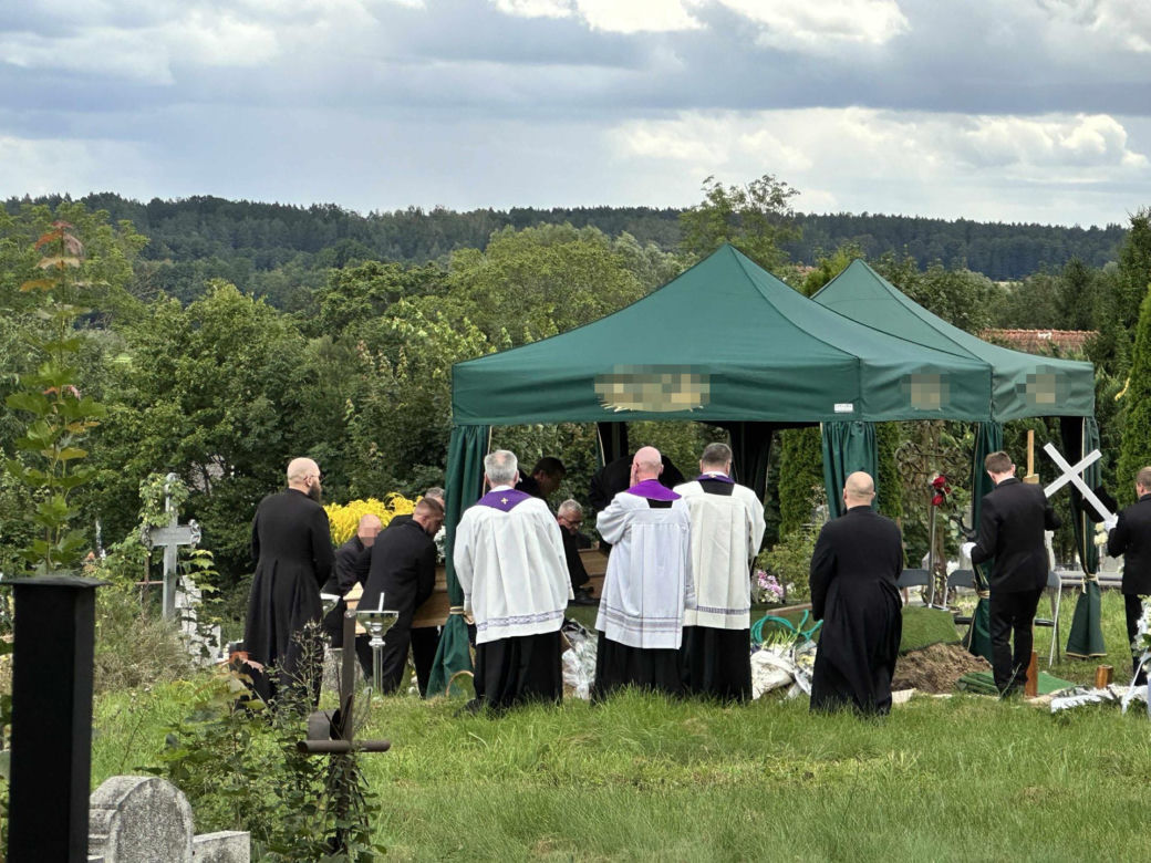 Pogrzeb Anity i Macieja. Lekarka i jej syn zginęli w Egipcie
