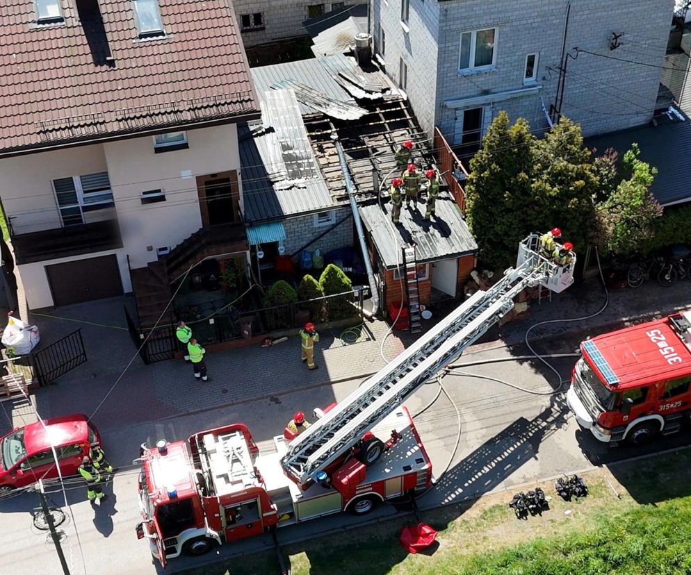 Pożar znanej restauracji w Warszawie. Ogień zaczął się w kuchni i objął dach budynku