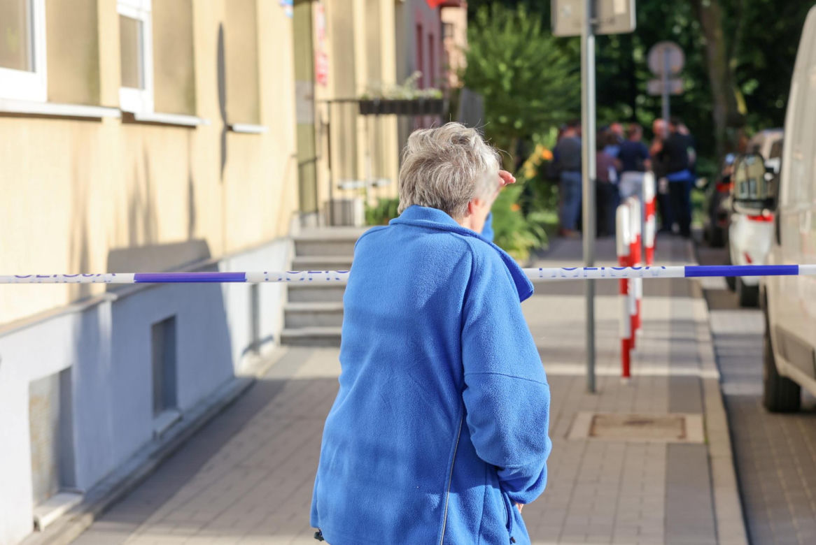 Cztery ciała w mieszkaniu! Wśród zmarłych zaledwie 8-dniowe dziecko