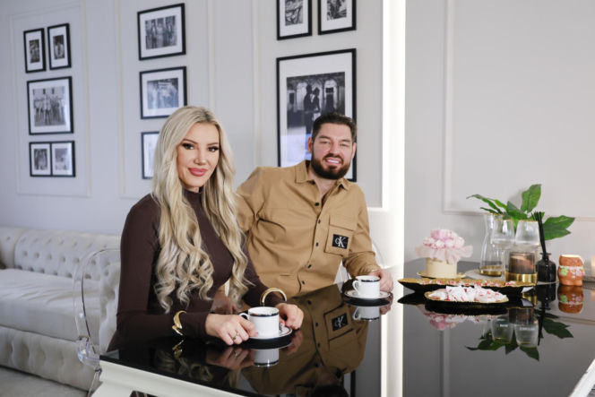 Lata temu wygrała "Projekt Lady", teraz pokazała jak mieszka! Biel i złoto biją po oczach