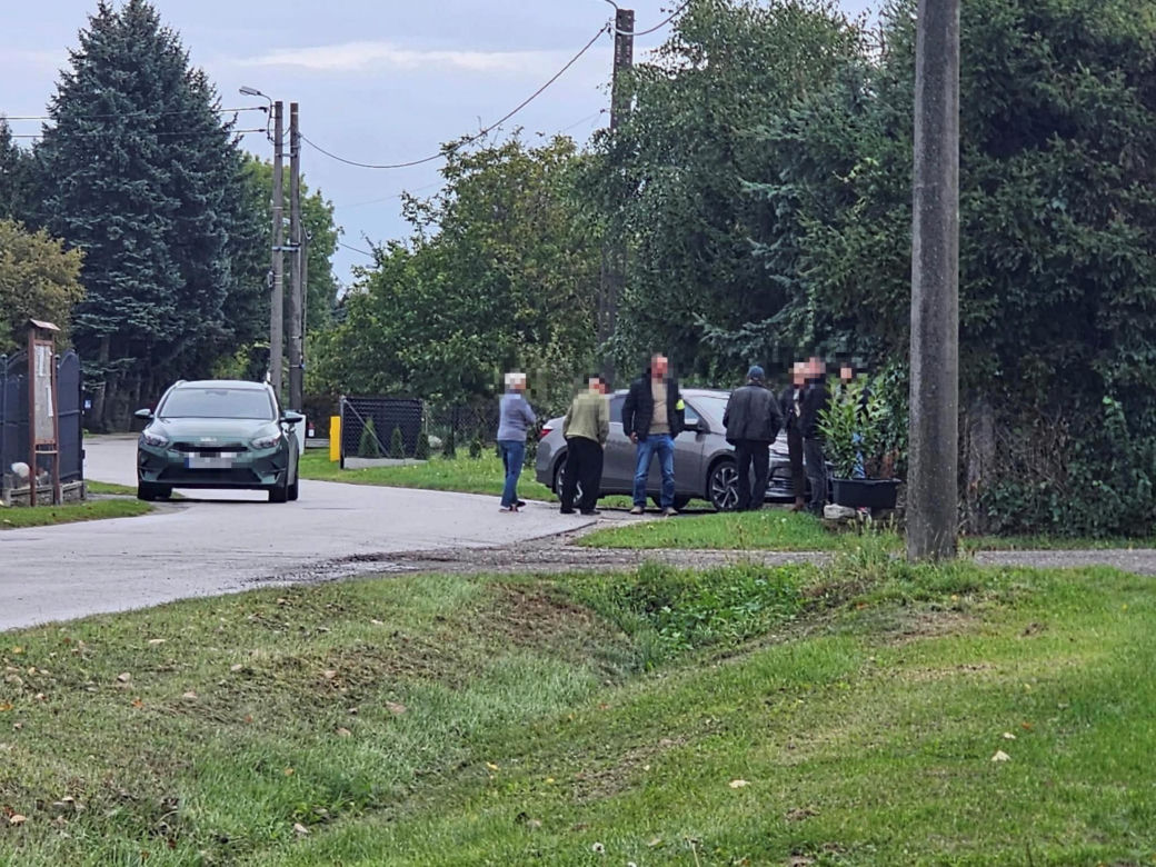 Pożar w bazie Starlink na Mazowszu. Minister mówi wprost o możliwym sabotażu, służby w akcji