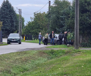 Pożar w bazie Starlink na Mazowszu. Minister mówi wprost o możliwym sabotażu, służby w akcji