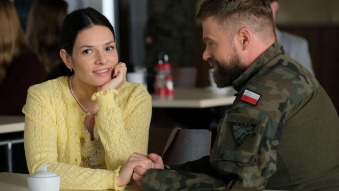 M jak miłość odc. 1916. Michał Winiar (Tomasz Rożniatowski), Ewelina (Anna Jarosik)