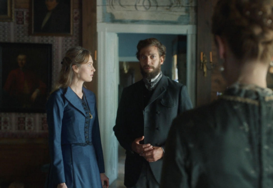 Matylda, odcinek 4. Helena (Małgorzata Buczkowska), Matylda (Maria Kowalska), Boden (Kamil Szeptycki)