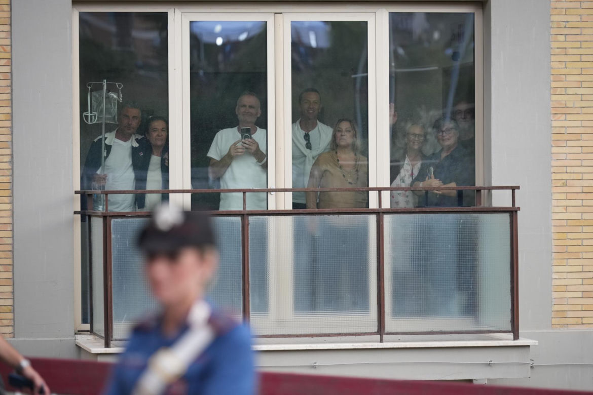 Leon XIV opuścił Klinikę Gemelli