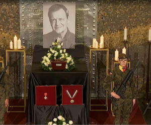 Poruszający gest Karola Nawrockiego na pogrzebie Jana Frycza