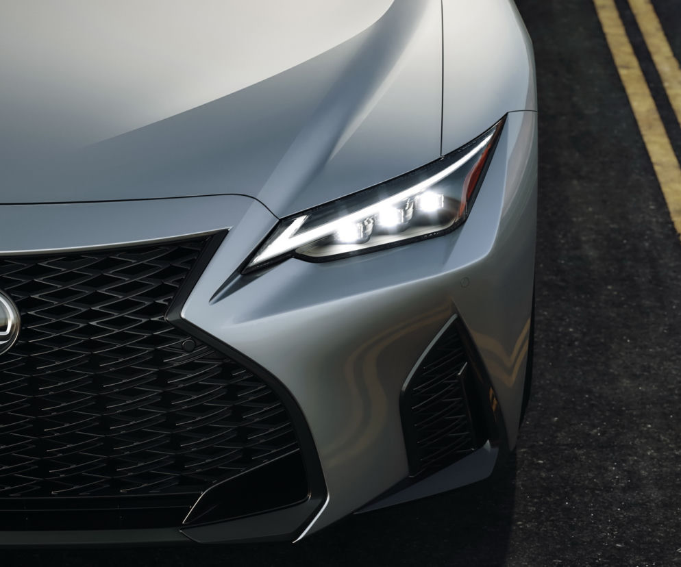 2021 Lexus IS
