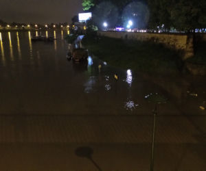 Wielka woda w Krakowie. W piątek rano fala kulminacyjna