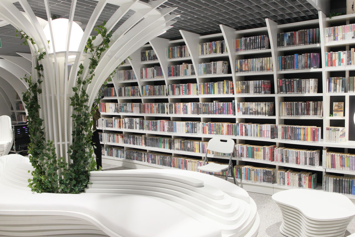 Otworzyli pierwszą w Polsce bibliotekę na stacji metra. Metroteka już działa