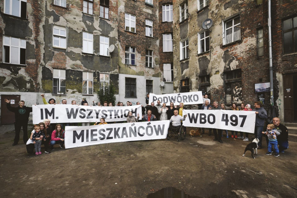 Podwórko im. Wszystkich Mieszkańców według Hugona Kowalskiego