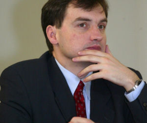 Zbigniew Ziobro - od szeryfa do uciekiniera