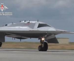 Rosja pokazała dwumiejscowego Su-57. Czy to gra o miliardy z Indiami?