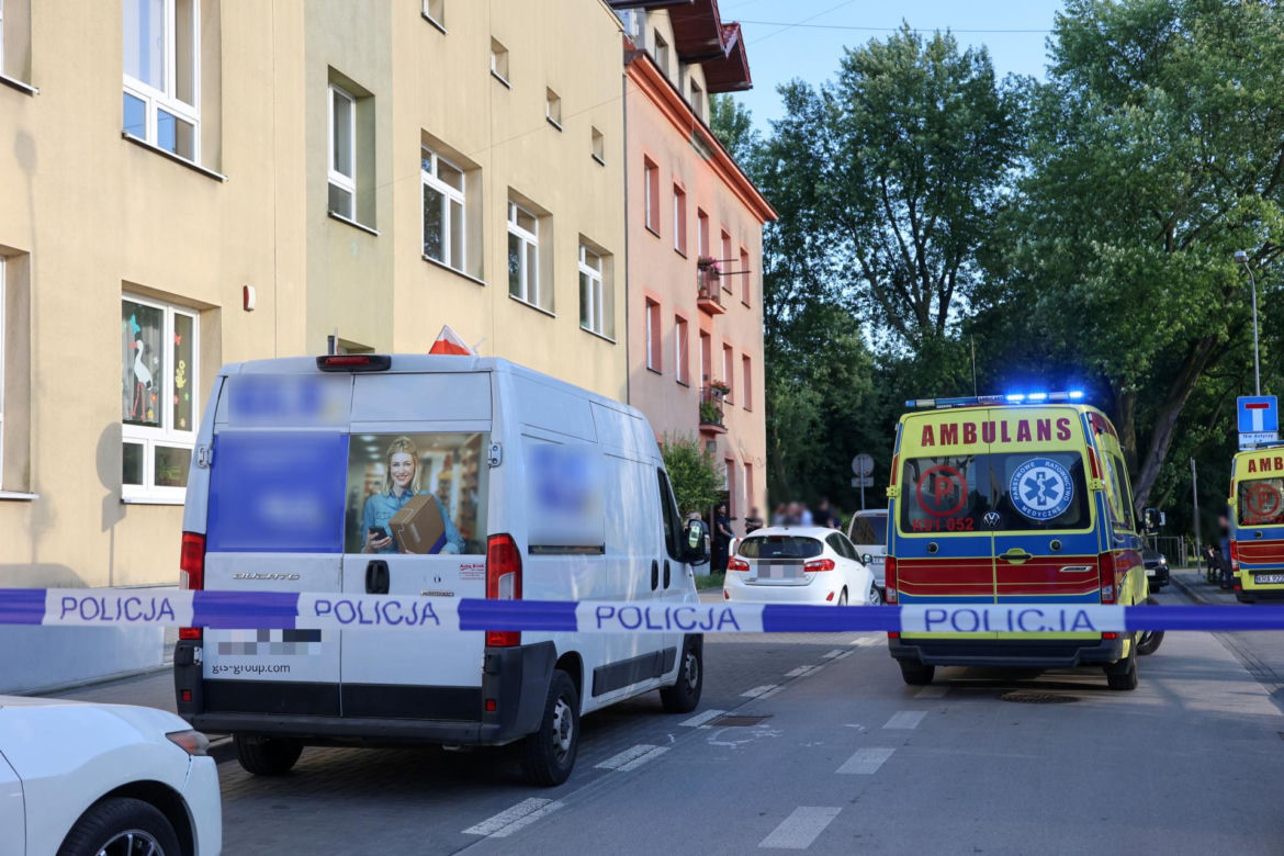 Cztery ciała w mieszkaniu! Wśród zmarłych zaledwie 8-dniowe dziecko