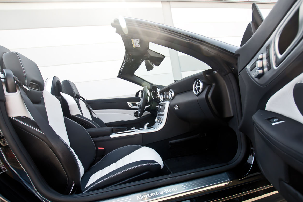 Mercedes-Benz SLC 300