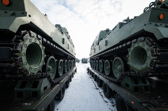 Siła ognia 1. Warszawskiej Brygady Pancernej. Przygotowanie do pierwszego strzelanie z armatohaubic K9