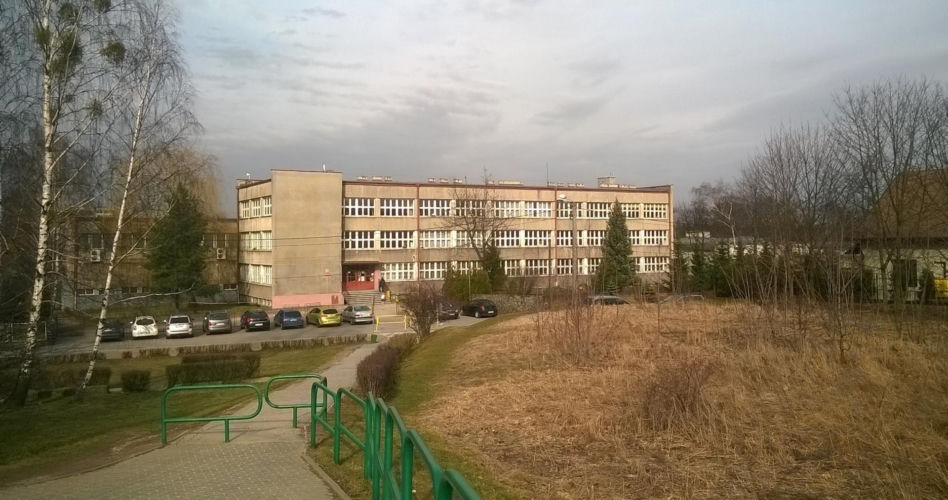 Polacy stosowali dual-use zanim stało się to modne. „Tysiąclatka” czyli szkoła, szpital i schron w jednym