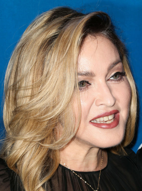 Madonna ma nową twarz! Zmieniła rysy twarzy makaronem?